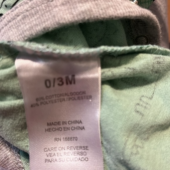 Max & Marcus onesie - Picture 3 of 3